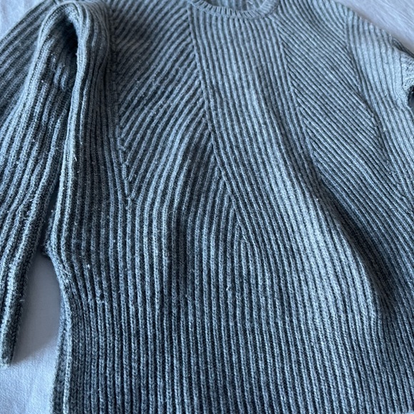 Gap Wool Blend Sweater - Picture 3 of 9